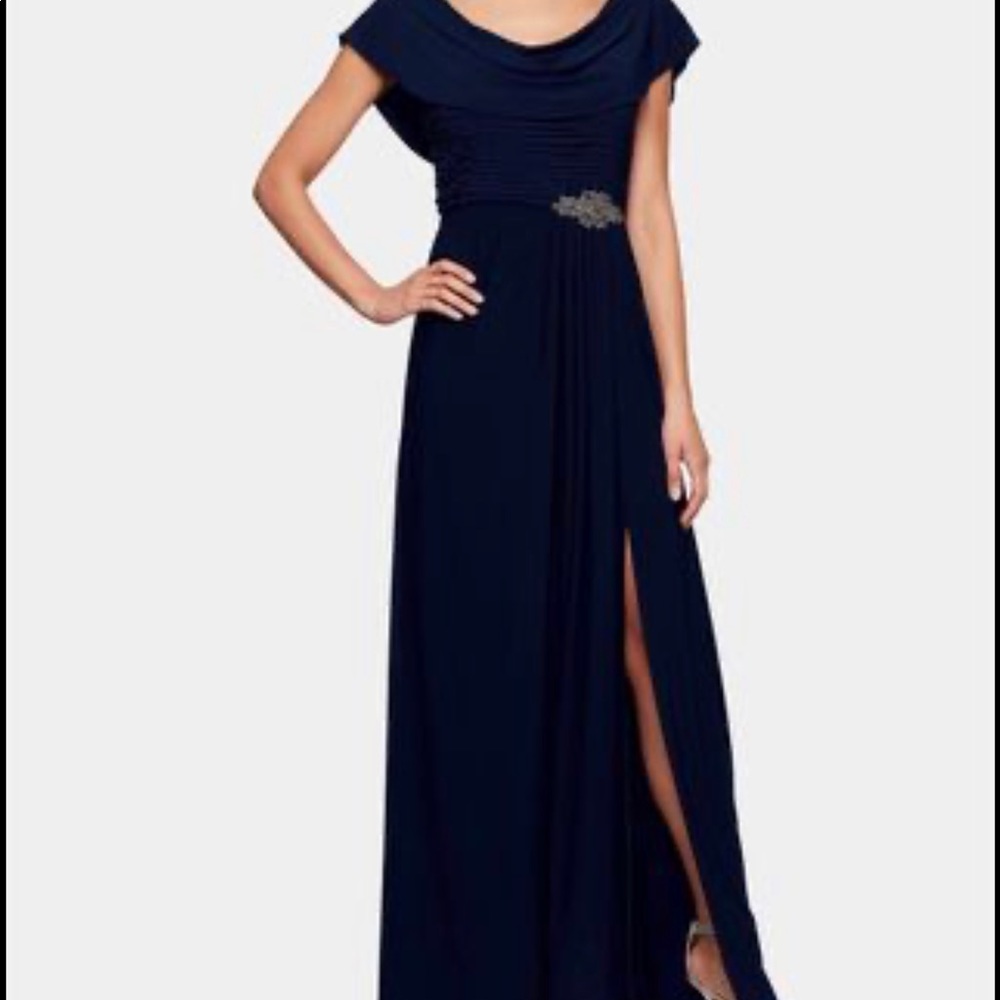 Wedding?  Elegant and Beautiful Size 6 Alex Evenings Navy Sheath Dress.